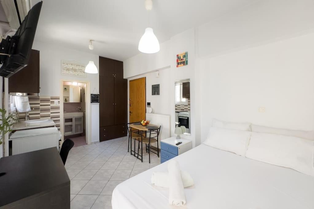 Appartement Pagrati Cozy Retreat à Athènes Extérieur photo