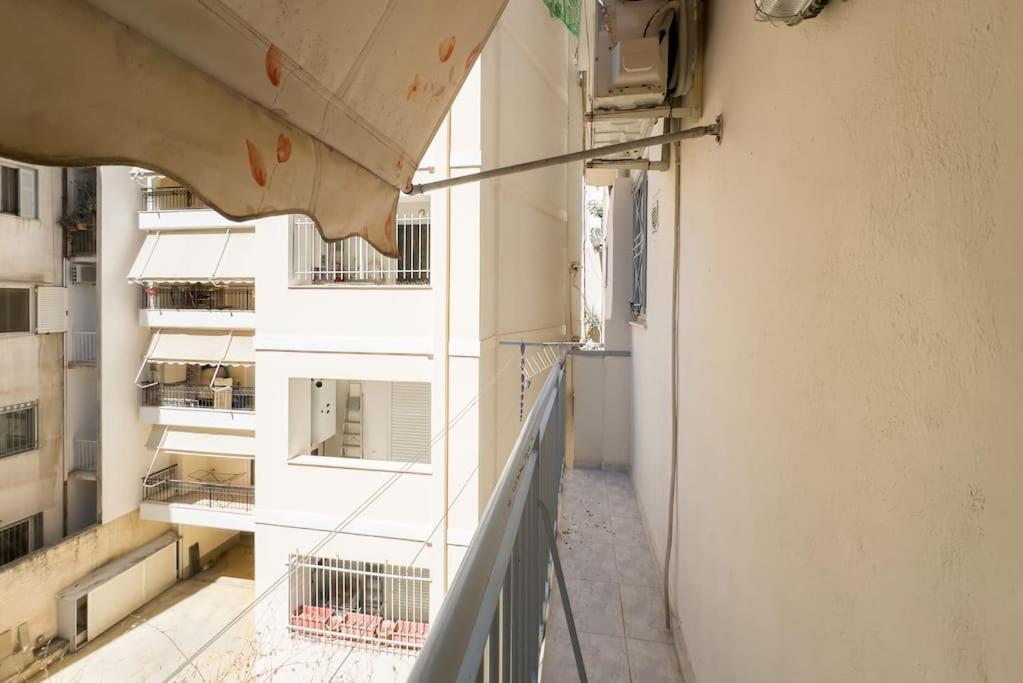 Appartement Pagrati Cozy Retreat à Athènes Extérieur photo